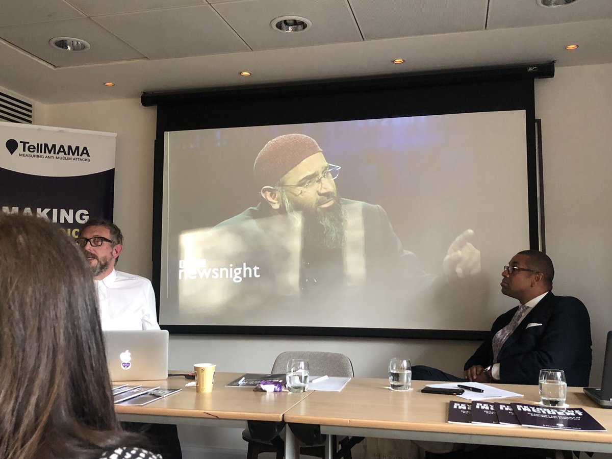 Sumaiiraaa's tweet photo. What an insightful and impeccable presentation @DrChrisAllen #tellmamauk #tacklinghate #united https://t.co/tCLr2fbPmR