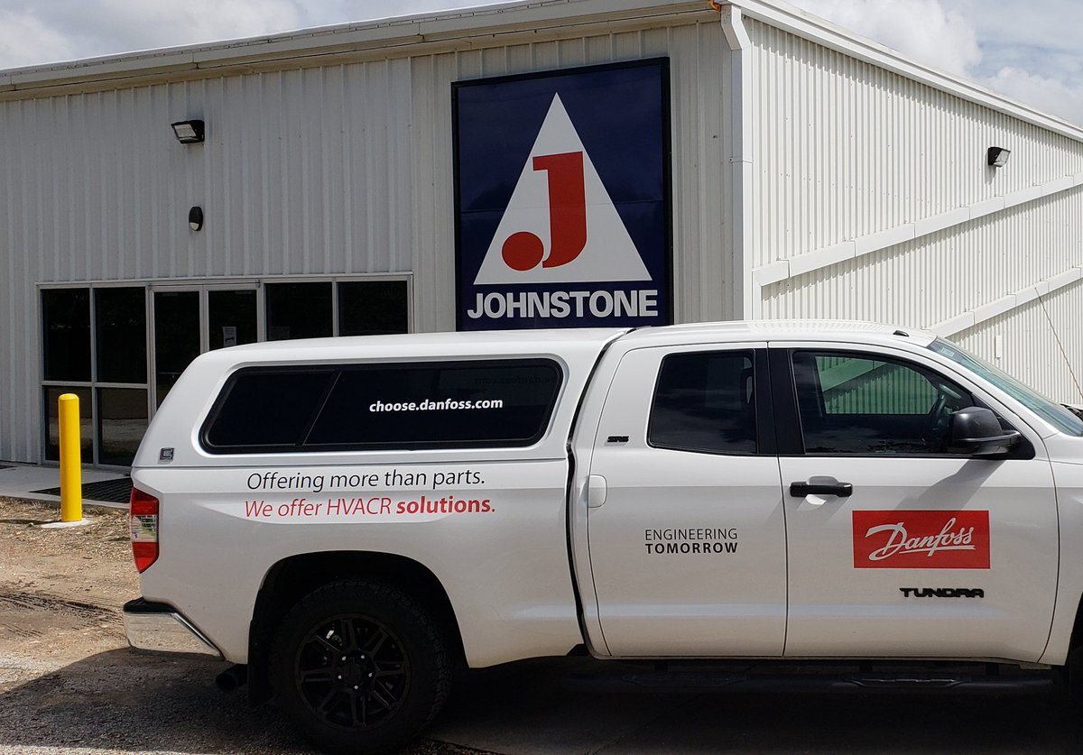 Gluna_2023's tweet image. The #Danfosstundratour just hit @JohnstoneSouTX Victoria Branch, come and get the latest #DanfossHVACR products.
Awesome store and awesome service.
#easy4thecontractor
#RefrigerantWeek 
#HVACR