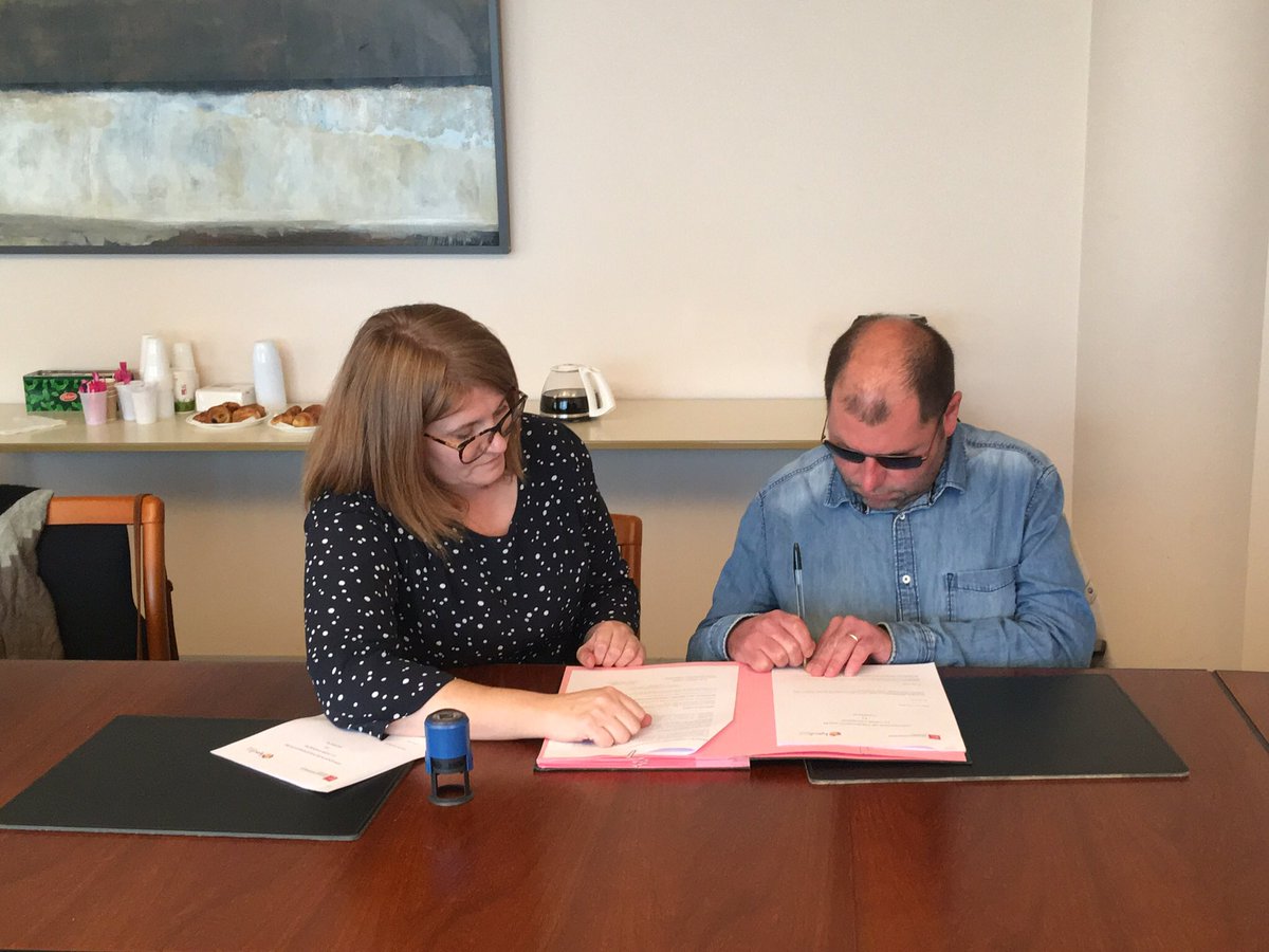 Nous sommes ravis de conclure un partenariat avec l’association Handiuni, qui accompagne les lycéens et étudiants de la Basse Normandie ! <a href="/CE_Normandie/">Caisse d'Epargne Normandie</a> #handicap