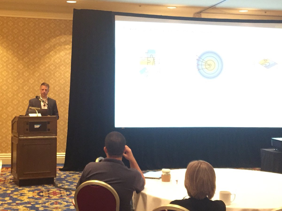 terilbean's tweet image. Helping partners  #SAPPartnerEdge understand benefits if #SAPAnalyticsCloud at SAPTechEd