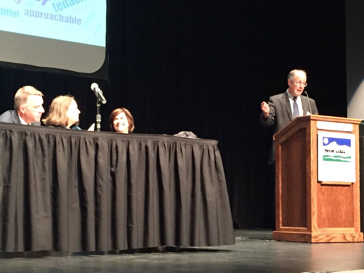 VSC_edu's tweet photo. #makingithappenvt @CastletonEdu with 500 of our closest friends!  Inspiring leadership in all corners of #Vermont.  Thanks President @KarenMScolforo for hosting! https://t.co/KAU93p8ewY