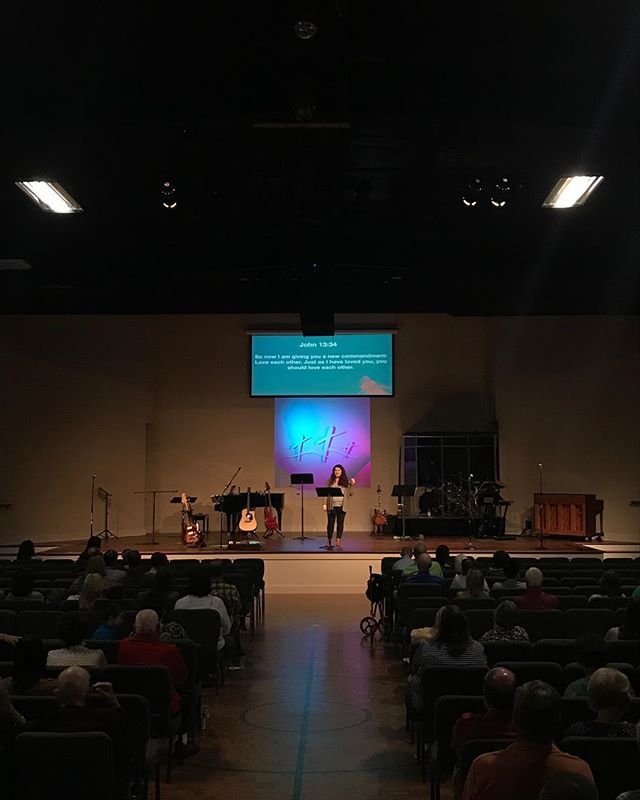 RyanHughes_'s tweet photo. Great wisdom was shared yesterday at Crossroads. So glad to be a part of this place! @crossroadsgray 📸 @jackiephughes https://t.co/pny3CIOdb3 https://t.co/fKTRGl6VPR