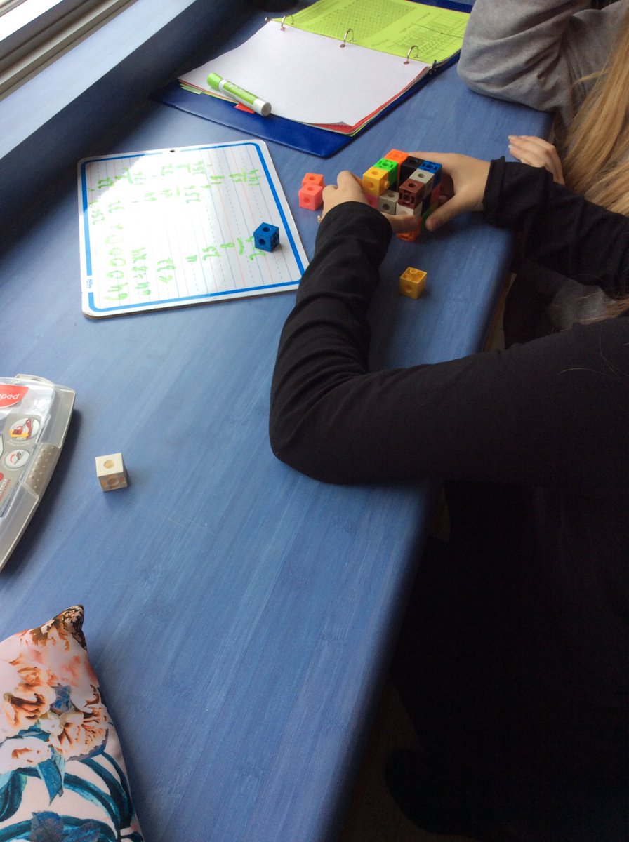 JamesKeatingES's tweet photo. Spatial awareness &amp; strategizing....building challenge! https://t.co/SW0CDLciUK