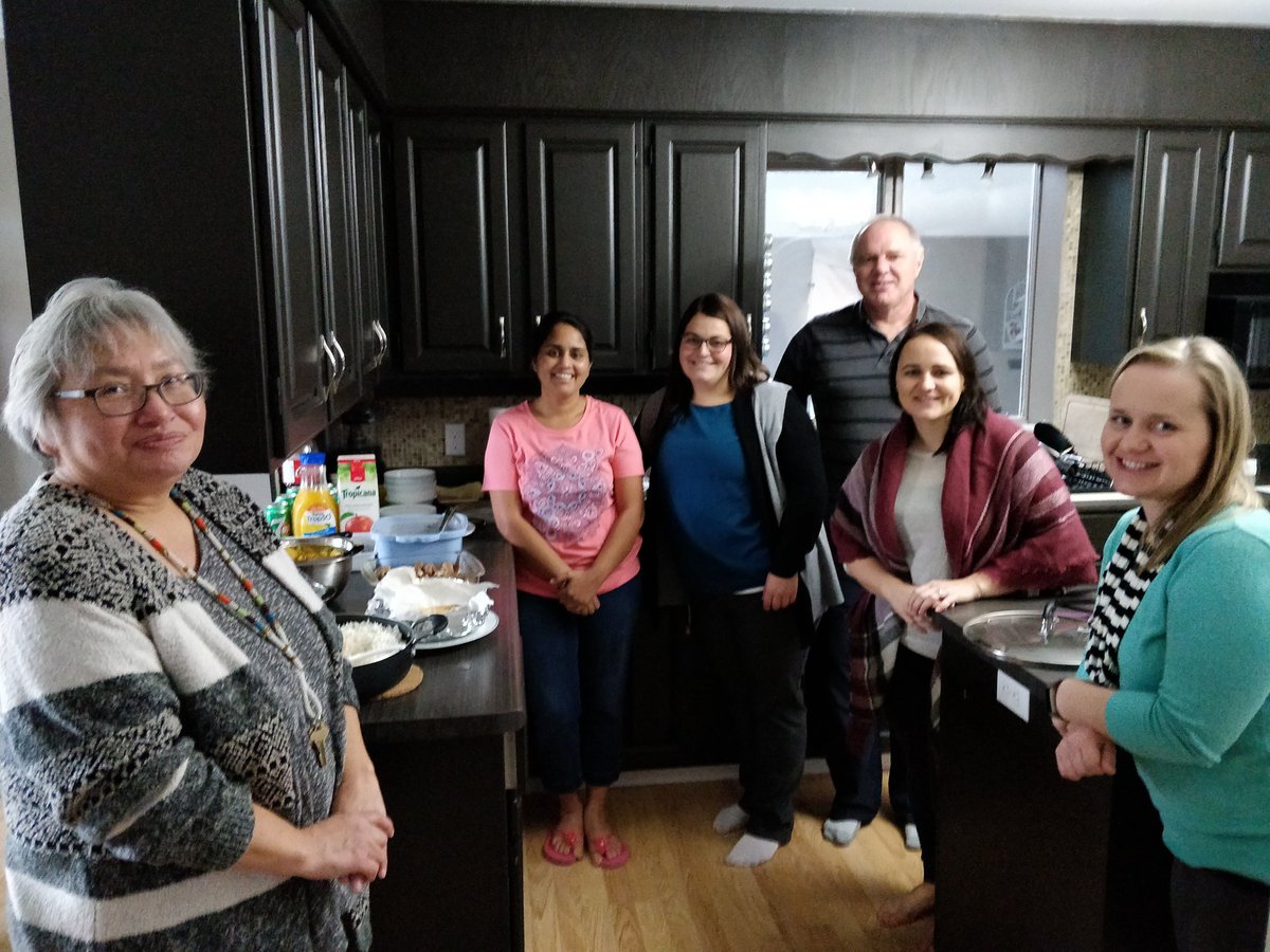 senseijonscott's tweet photo. Parent engagement at the Singh house. Eating delicious Indian food. #sharing #family #brunswickpride @melissam_kinder @MrRJWhite https://t.co/j7Y0ToAPgC
