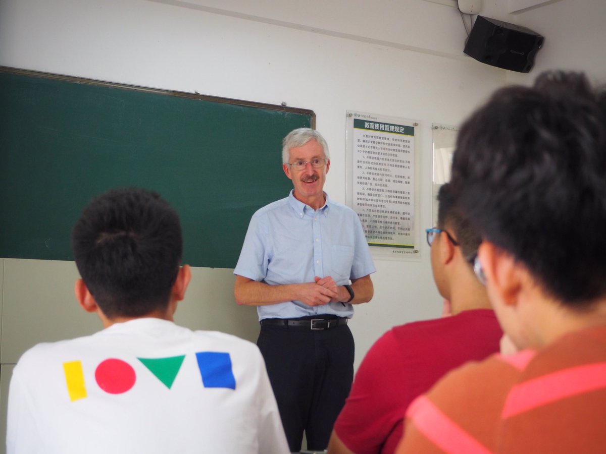 Phillips32Tim's tweet photo. Great to discuss @MathsCU degree programmes with potential students at Beijing Normal University at Zhuhai #BNUZ @cardiffuni https://t.co/A3CE9r1OMm