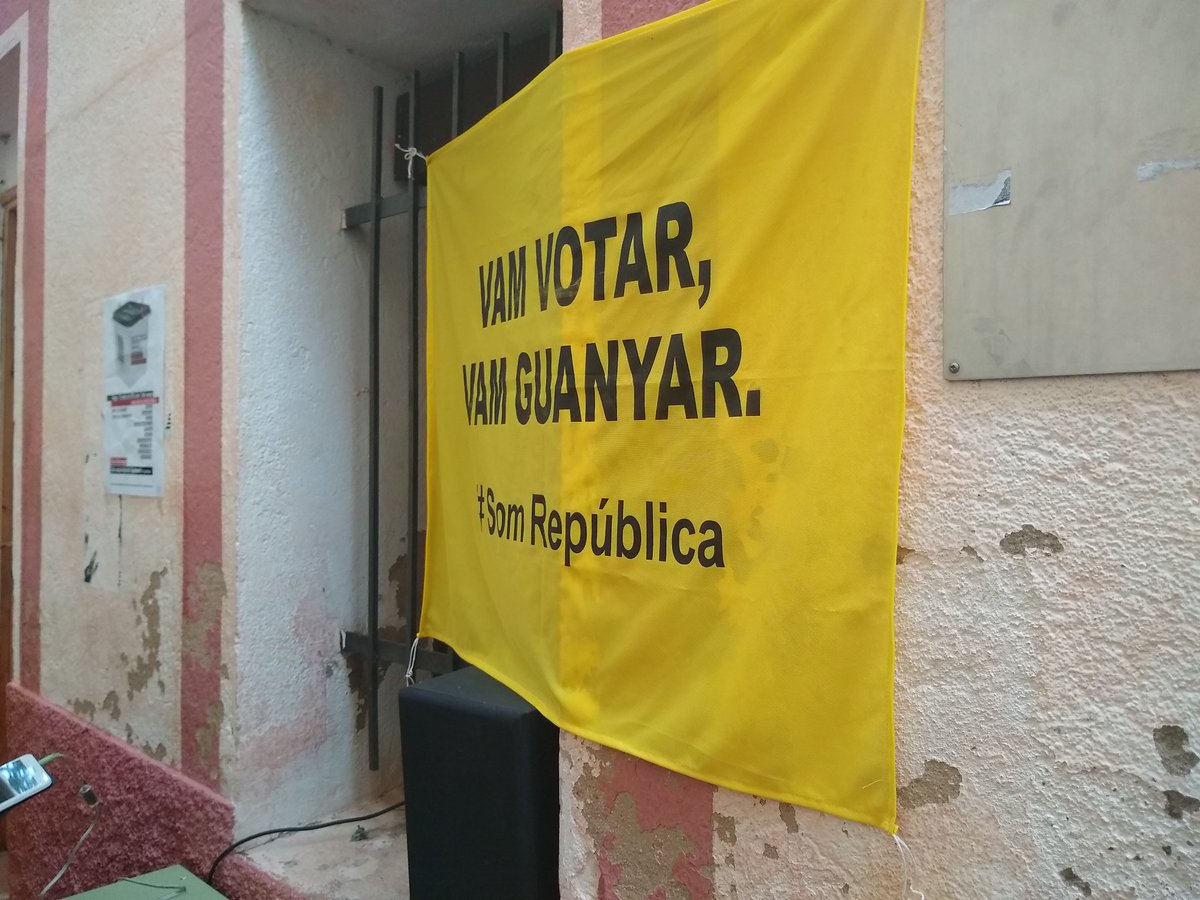 cdr_LaValldan's tweet photo. Seguirem. https://t.co/yrDgI2tQ8x