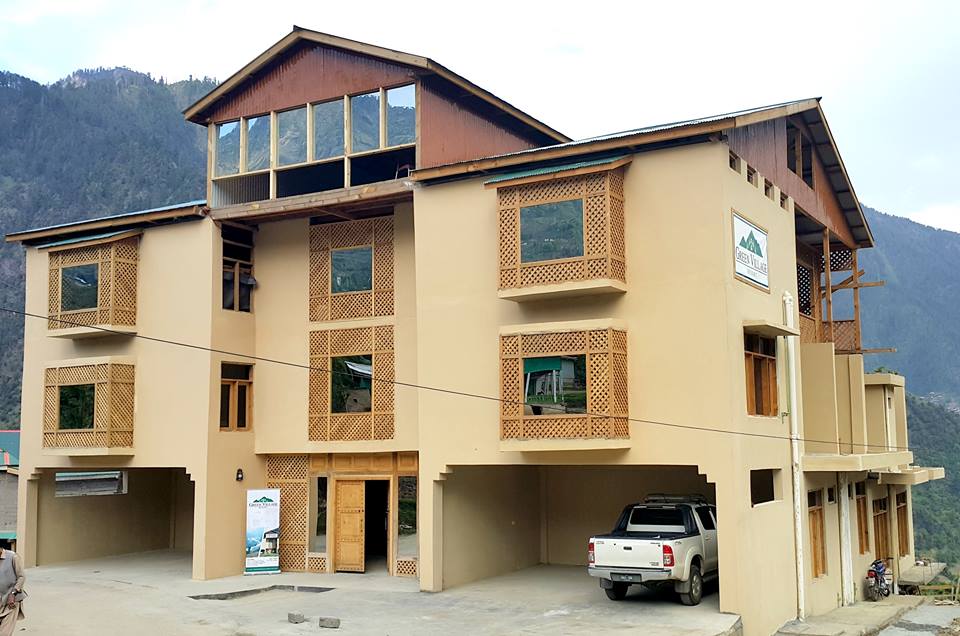 VisitpakP's tweet photo. Book Green Village View Resort Upper Neelum Valley at 9,000 Rs/night.
https://t.co/LtcWStq329
 #Hotels_in_NeelumValley https://t.co/I3Iq9MUNwe