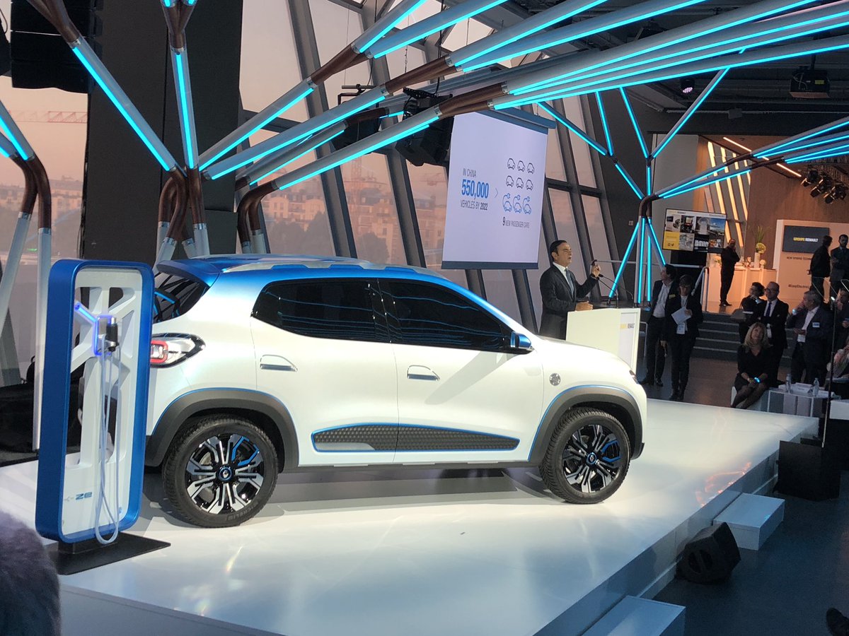 Everyth1ngElec's tweet photo. Look at me doing breaking news. This is the new 100% electric #Renault K-ZE. Available in China 1st. In Europe later next year. https://t.co/XsDNuPrCsY