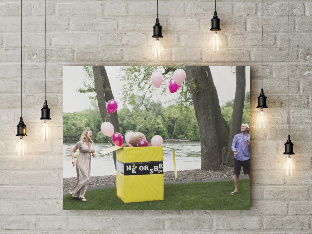 shauna_design's tweet photo. After photographing a bee-utiful gender reveal party, I was able to print this great image on a 16โณ x 20โณ canvas. Getting to capture this special day was so amazing!
Dm for your photo and design needs
#ShaunaDesign #BokehPD #graphics #design #photography #minnesota #TwinCities https://t.co/aJlh7UKeLu