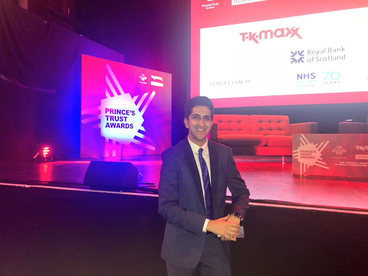 MosaicNetScot's tweet photo. @Yusuf_Qureshi98 @MosaicNetwork @MosaicNetScot #making it happen! #youngpeople https://t.co/1SsB8Mzu3v
