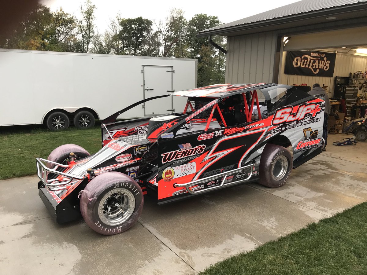 sjpplus's tweet photo. Billy Decker’s 358 ride ready to roll for @SuperDIRTWeek  @PCRINTEGRA @sjpplus @eibach_racing @HenryExhaust https://t.co/HJJzpyLJL7