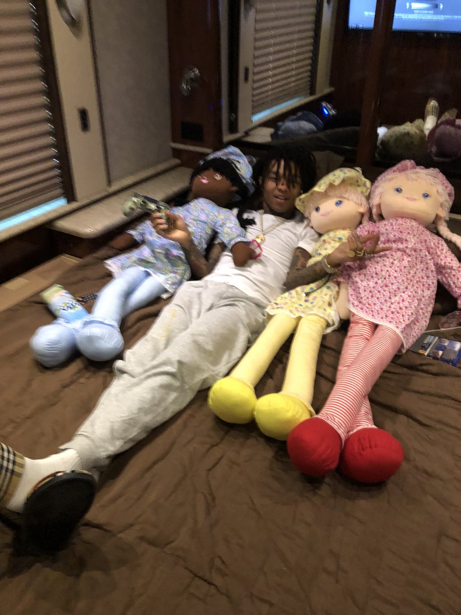 ee_swae's tweet photo. What I mean when I say I don't have a type 😉 https://t.co/YOwwODmcCN