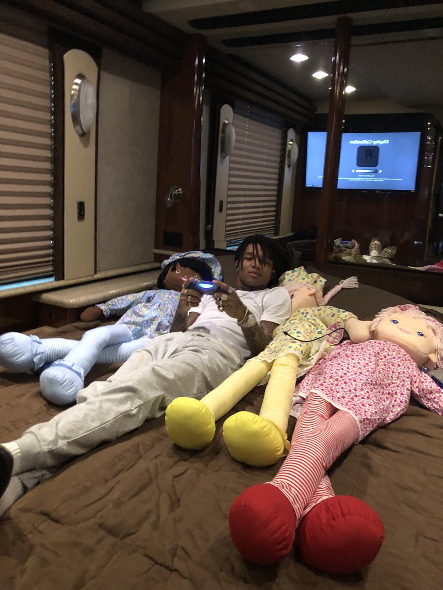 ee_swae's tweet photo. What I mean when I say I don't have a type 😉 https://t.co/YOwwODmcCN