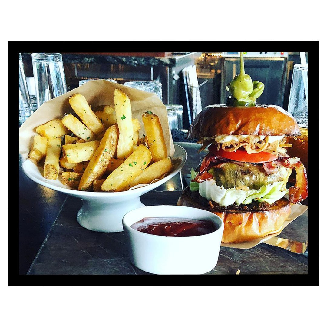 The Tuck Room tweet media