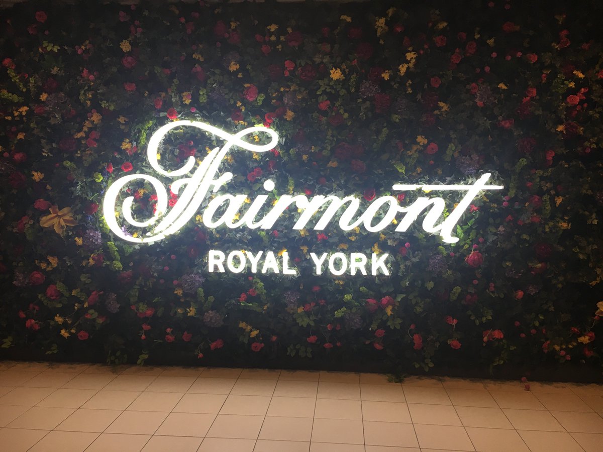 CanSalsaCongres's tweet photo. LOBBY RENOVATIONS AT THE ROYAL YORK HOTEL 
#TheRoyalYork is currently undergoing a huge transformation!
. 
Head over to our Facebook page For all the Info on getting around!
https://t.co/DF8vHp51yj
#CSBC18 #renovations #royalyork #fairmontroyalyork https://t.co/PO21X3wsEu
