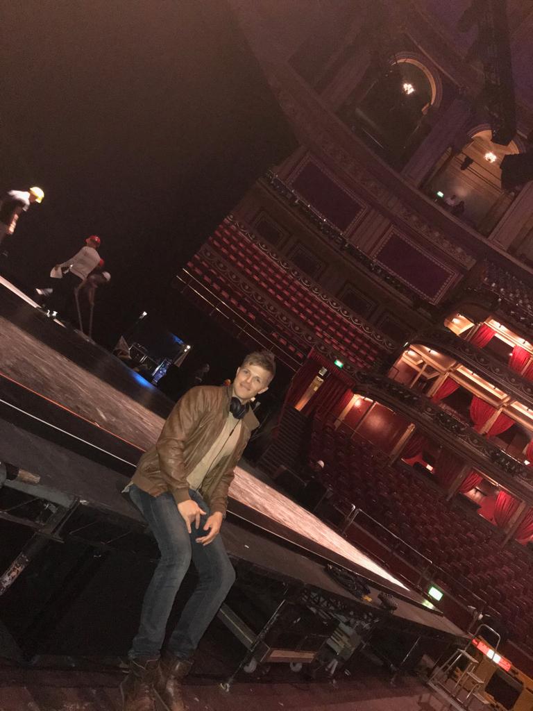 DanOlsenMusic's tweet photo. Soundchecked at @royalalberthall to perform for the @Save_WildTigers tonight. #ambassador for #savewildtigers https://t.co/hE5eyGCBR6