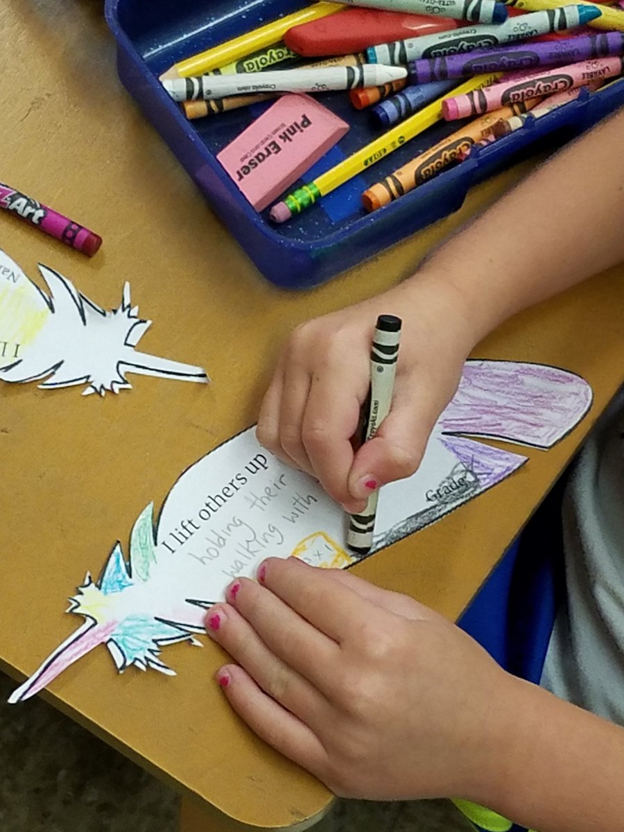 mtarlingtonk8's tweet photo. Kicking off the Week of Respect with kindergarten students describing how they lift others up! #whatliftsme https://t.co/07A8U8EXAN