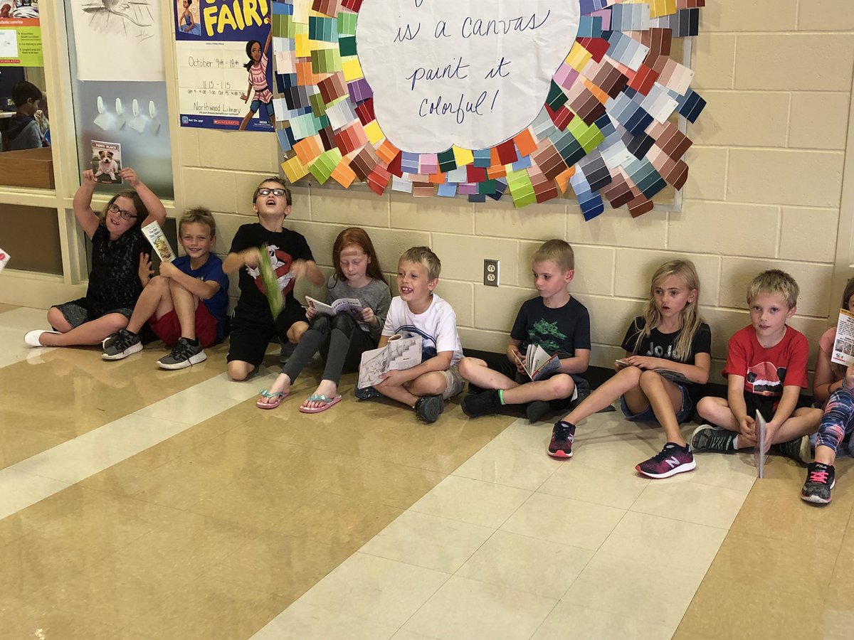 kawegley's tweet photo. We got to pick out a new book!!  Thank you Northwood PTO!!! @NorthwoodES https://t.co/WY8trR02Gi