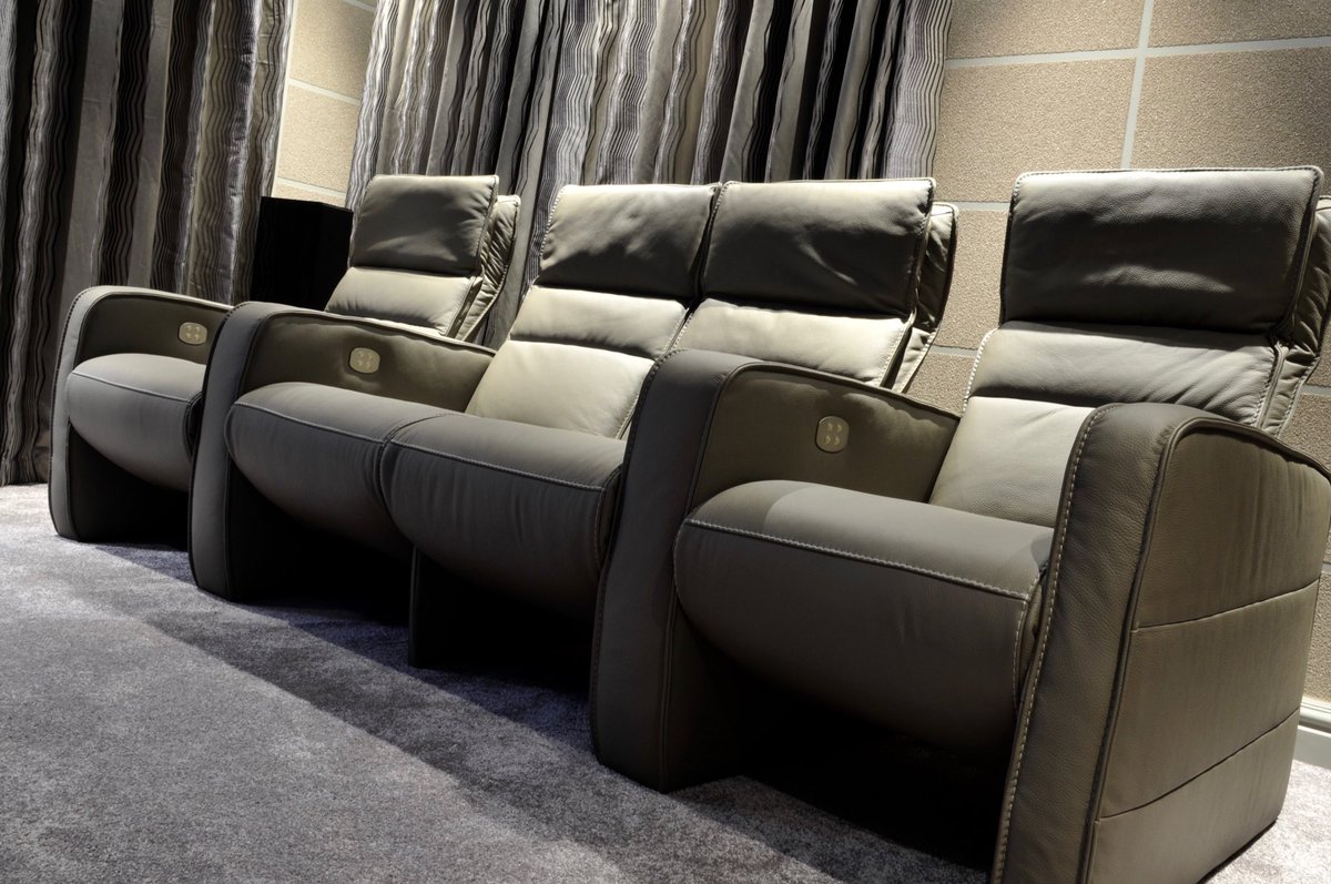 atlantikav's tweet image. All New Cineca Amalfi #Cinema #seating, in #Italian grained leather, 2 Motor 3-way with reciprocating headrests - superb! @ArtcousticUK @Cinecacs @RIBANorth @RIBASouthWest @calderpeel @CEDIA @DolbyTheatre @bespoke_cinemas @cinema @DolbyCinema @JVC_UK @ScreenExcel @ScreenLineSrl