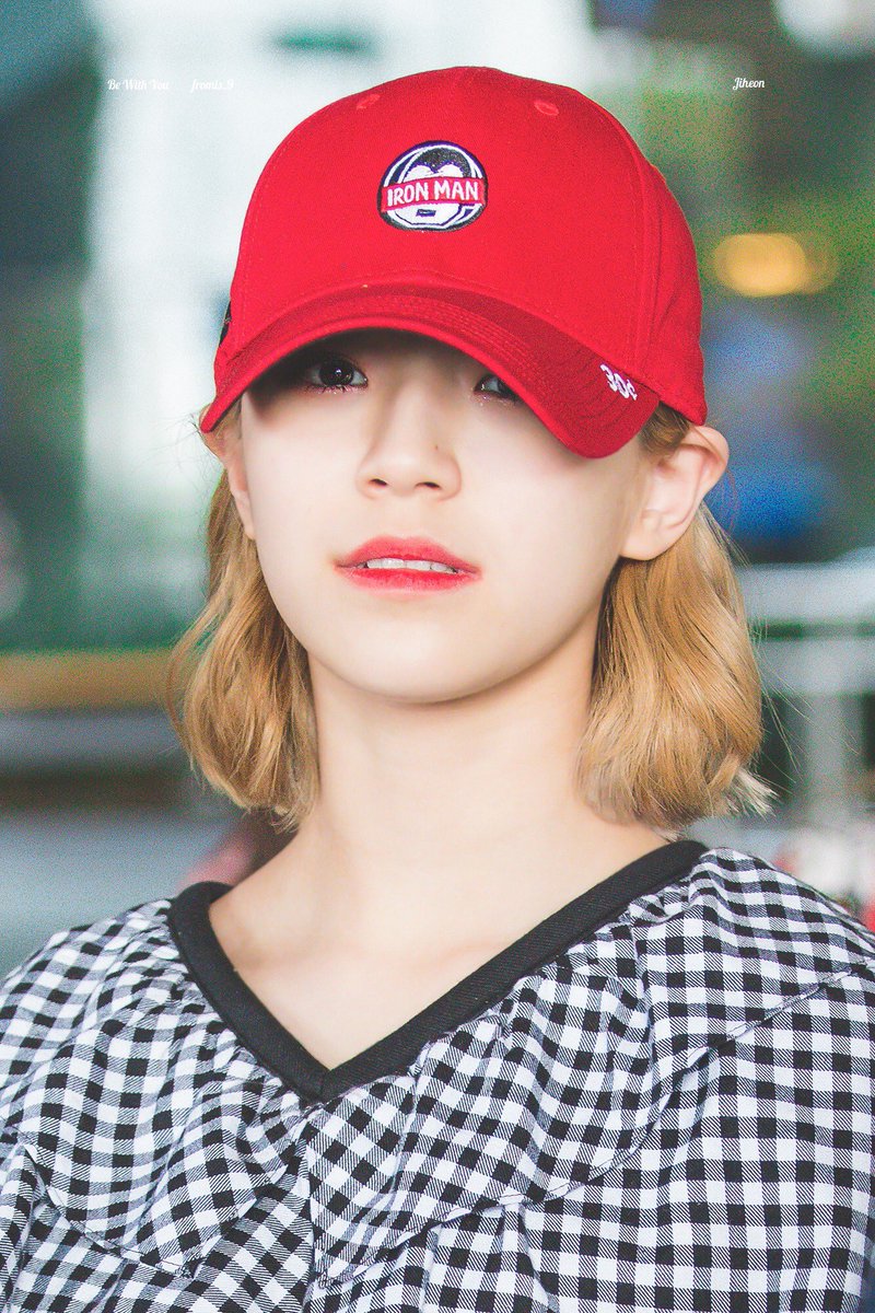 baek jiheon pics tweet media