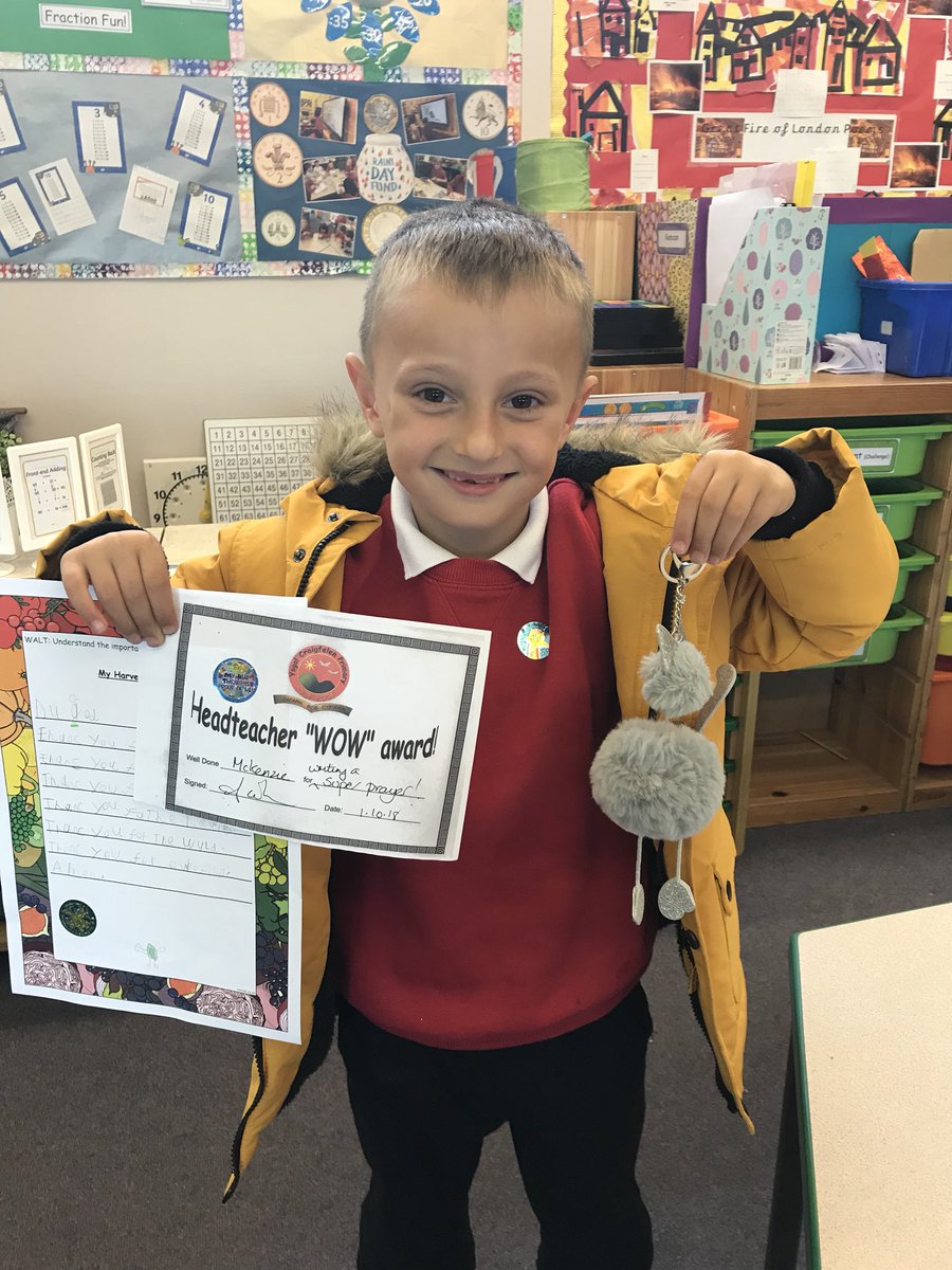 CraigfelenP's tweet photo. A WOW award to this young man today for his beautiful Harvest prayer! 🍂#cfp2 #cfpRE https://t.co/irXzYrrIYr
