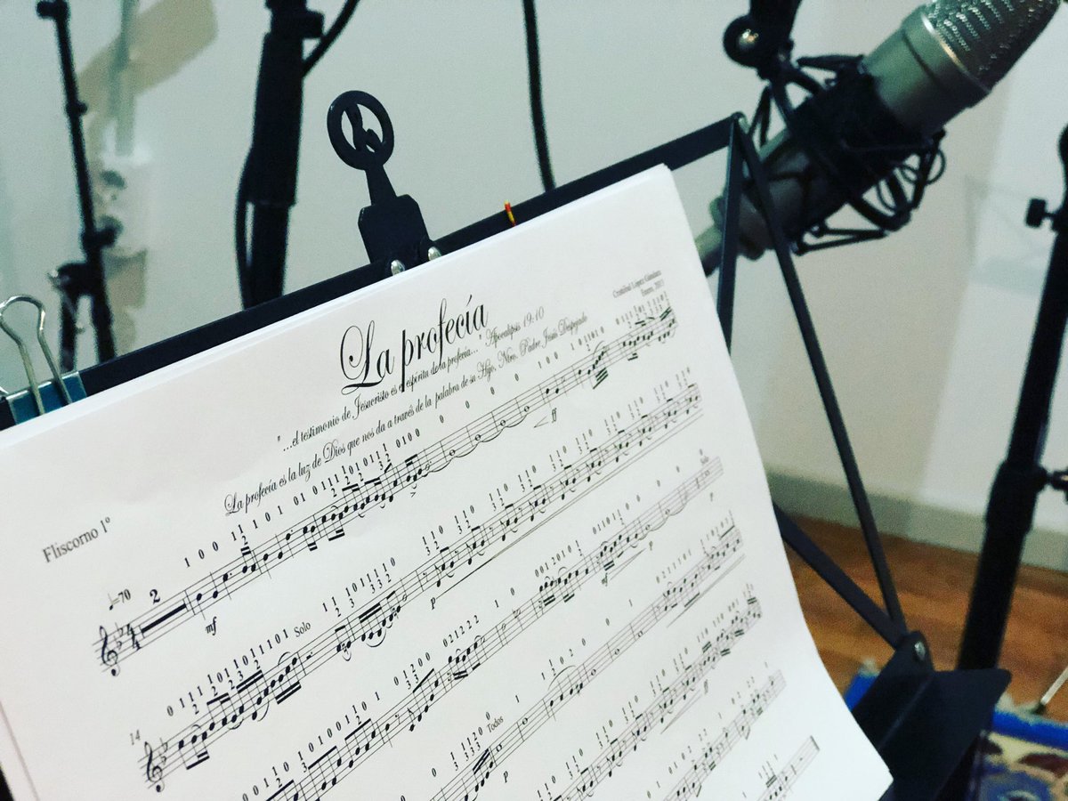 Queridos hermanos, no crean a cualquiera que pretenda estar inspirado por el Espíritu, sino sométanlo a prueba para ver si es de Dios, porque han salido por el mundo muchos falsos profetas.
1 Juan 4:1 | NVI
La profecía...