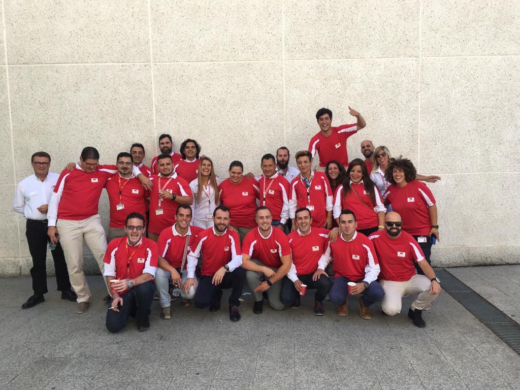 SdAyuso's tweet photo. #ES30 30 AÑOS DE SUEÑOS
Promocion gar promotor https://t.co/pSfDYUzxGh