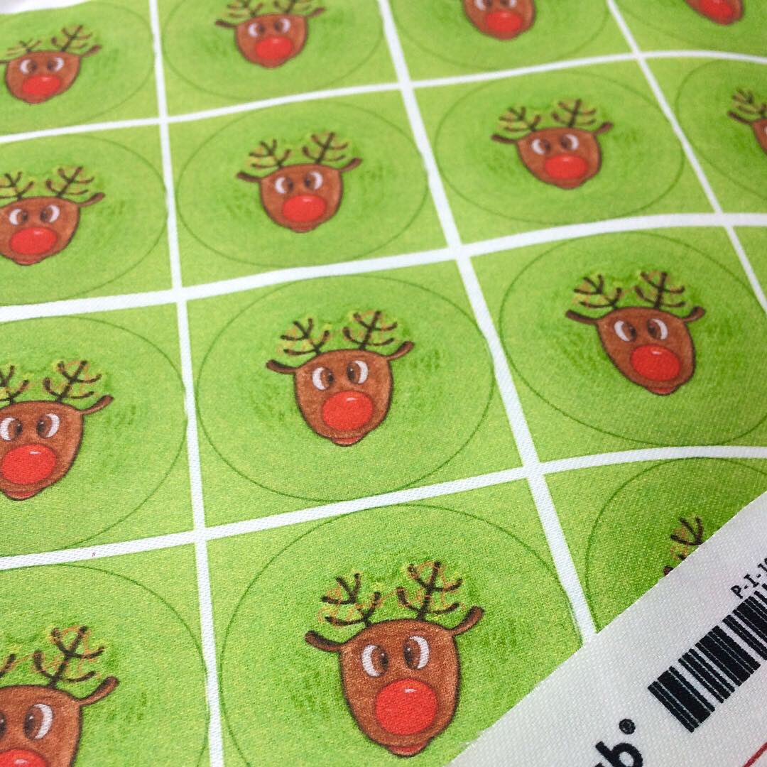 magicbutton77's tweet photo. My #cheekyelf and #rudolph #button fabric arrived today, ready to make up into #Christmasbuttons and #buttonbobbles I’ll show you the finished products soon😁 #etsyshop #onlinecraft #christmassewing #illustratedbuttons https://t.co/DnujbPdkYx