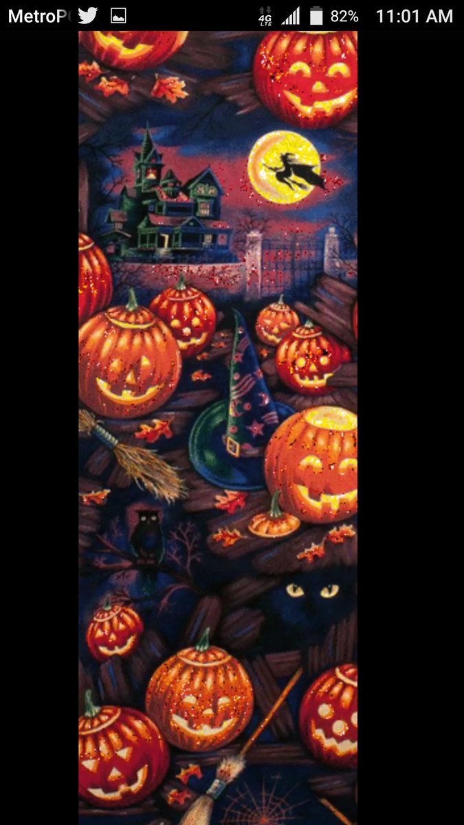 Natvbean's tweet photo. Happy 1st of October 🎃🎃 https://t.co/3kT7PH9YUB