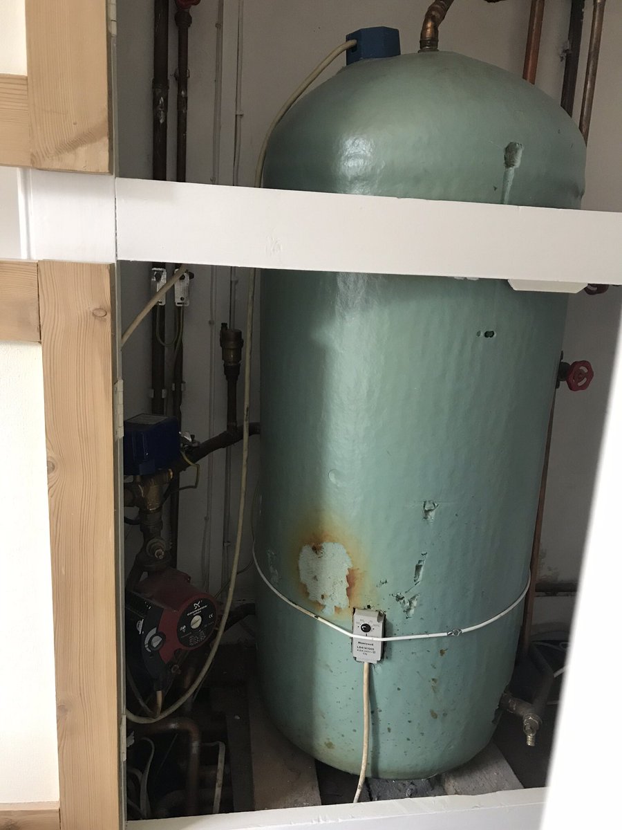 plumbedwright's tweet photo. Old cylinder photos https://t.co/gt9SR3DFYy