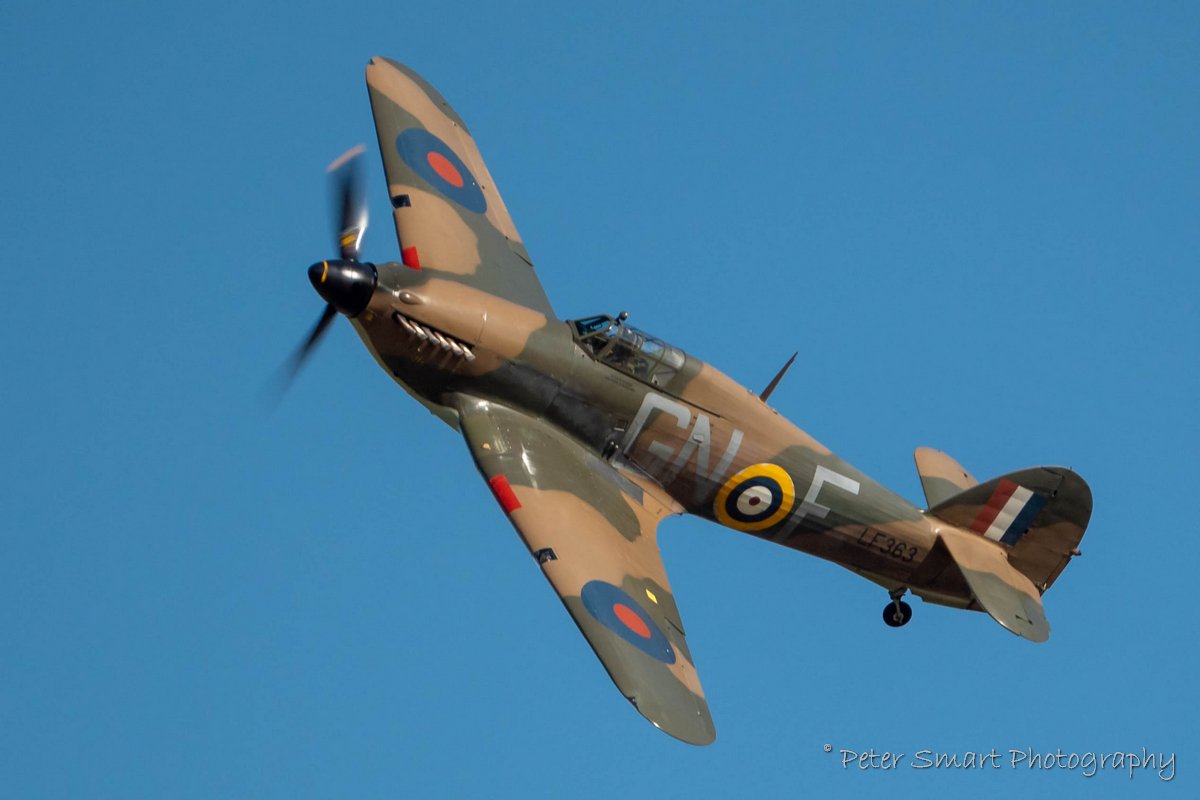 Peter_Smart's tweet photo. First sortie of the afternoon by @RAFBBMF with Lancaster B1 PA474, Spitfire LFIXc MK356 &amp; Hurricane IIC LF363 at @LincsLancsAssoc Members Day at RAF Coningsby 29/9/18. Thanks tp everyone involved for organising such a fantastic day! Further images https://t.co/YhiQOSGJOj https://t.co/owPnQLsE72