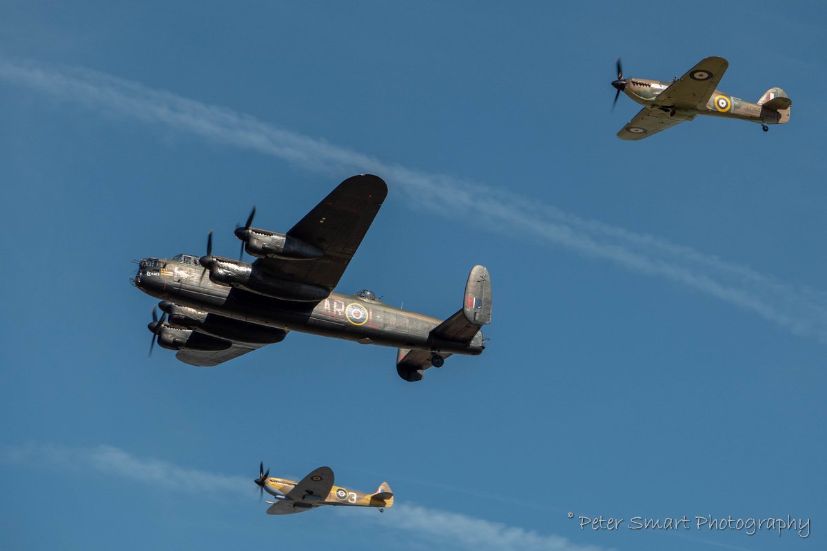 Peter_Smart's tweet photo. First sortie of the afternoon by @RAFBBMF with Lancaster B1 PA474, Spitfire LFIXc MK356 &amp; Hurricane IIC LF363 at @LincsLancsAssoc Members Day at RAF Coningsby 29/9/18. Thanks tp everyone involved for organising such a fantastic day! Further images https://t.co/YhiQOSGJOj https://t.co/owPnQLsE72