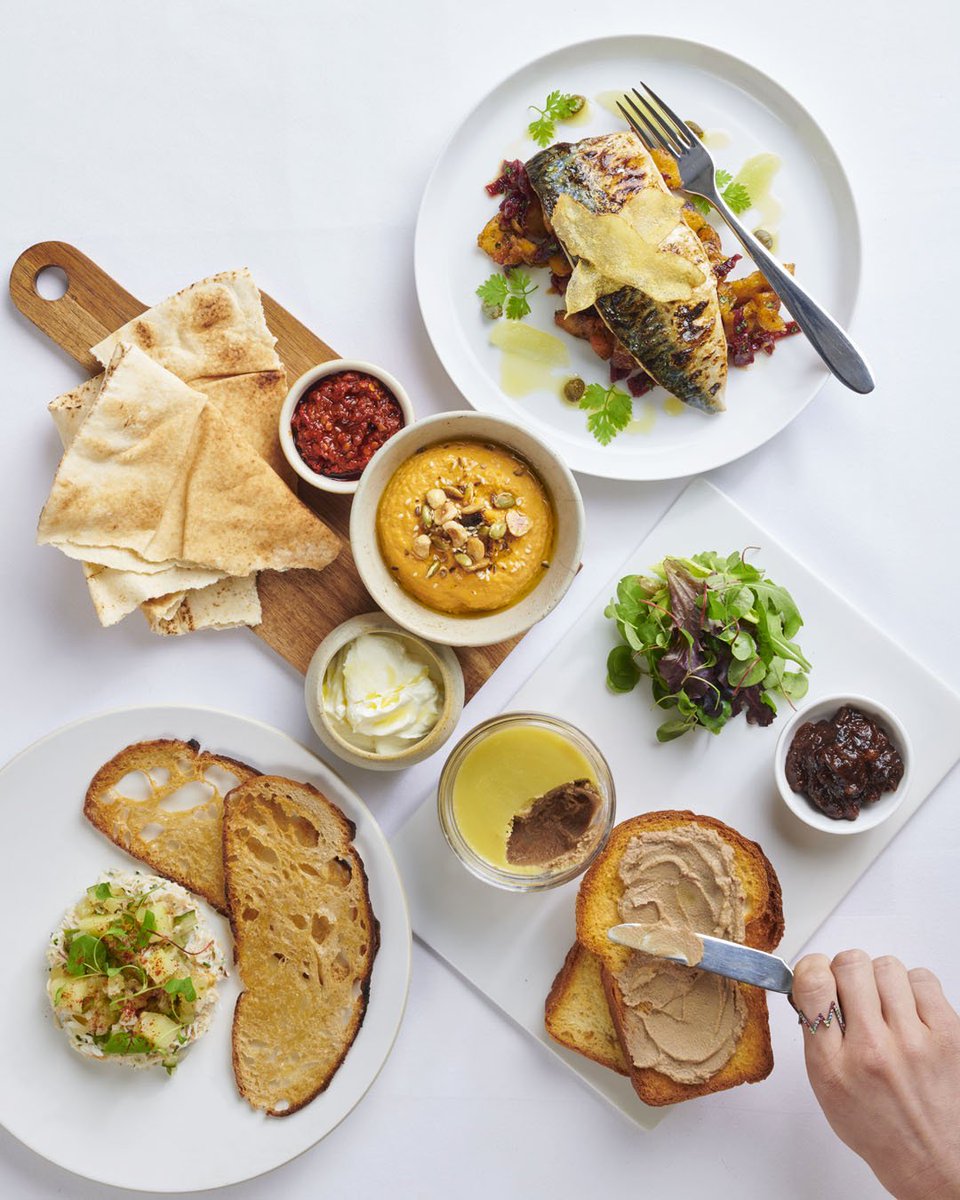 HarveyNichols's tweet photo. Attention #foodies❗️ We have the perfect competition for you! Head over to our new Instagram account to find out more! 👀 @harveynicholsfood #HNFood https://t.co/m2sKLKOssR https://t.co/Zse6LCQJDE