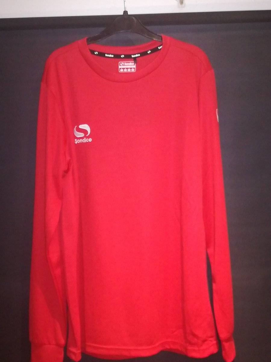 CoventrySpecia1's tweet photo. New Kit has arrived! #itsa7 https://t.co/7bHC6Svuc4