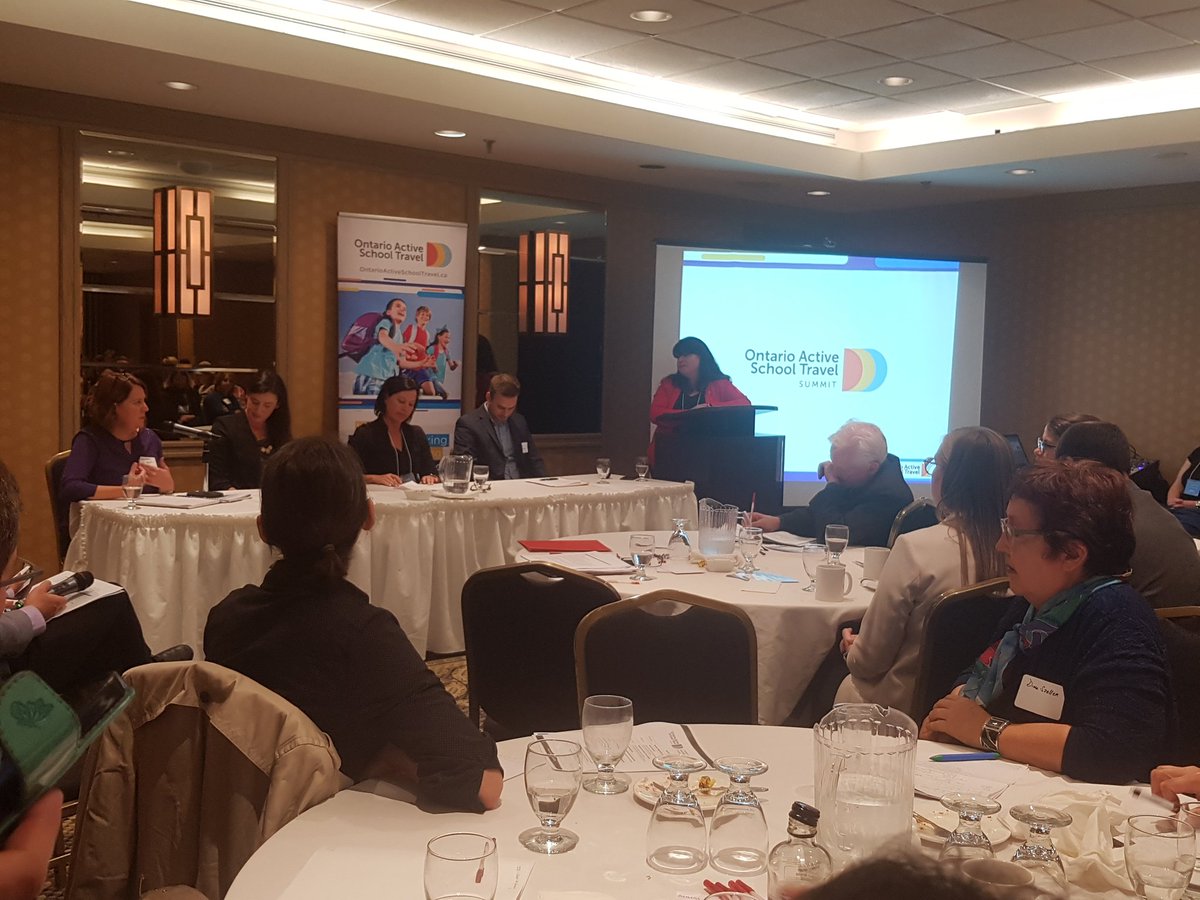 OntarioAST's tweet photo. Maureen Cosyn Heath @mybigyellowbus recommends working with community partners before tackling policies. #OASTS2018 #active2school https://t.co/J76VVEDWlh