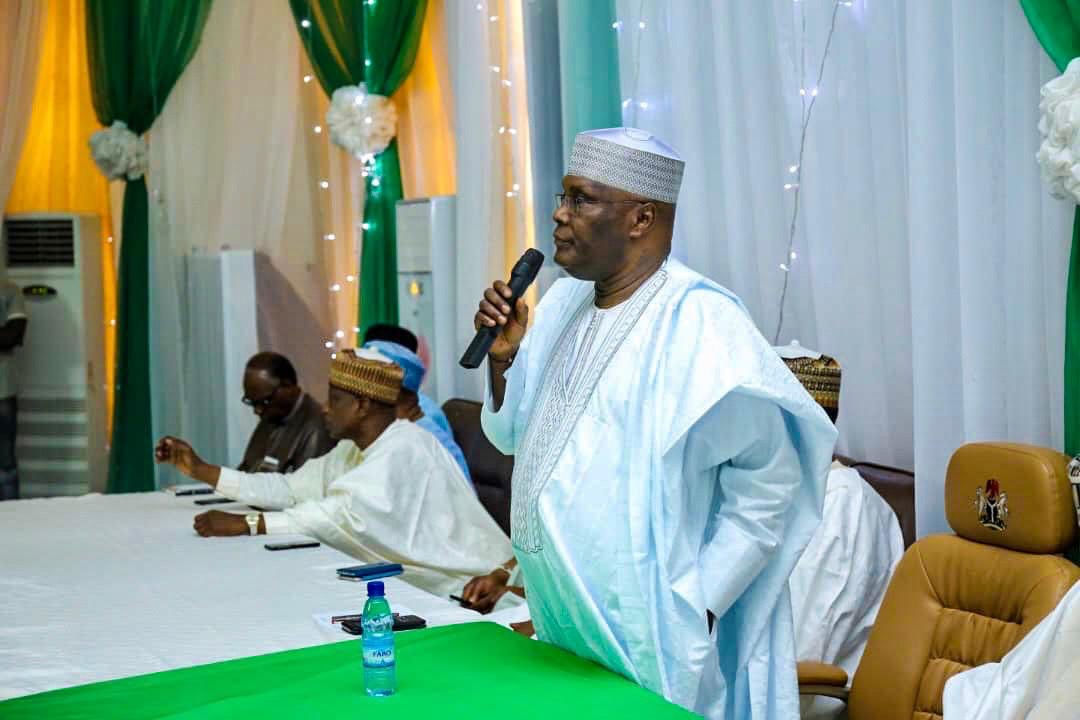atiku's tweet photo. Today, we met with @OfficialPDPNig delegates from Kebbi and Sokoto states. Notably, everyone agrees that Nigeria is on the reverse across all sectors and now is the time to come together to get Nigeria working again. https://t.co/pBkdBjanyF