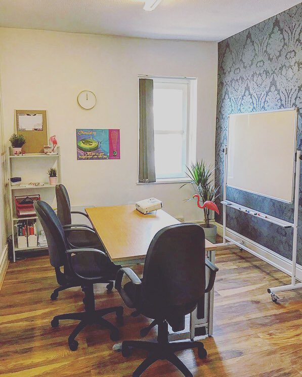 ACcoachLtd's tweet photo. Office ✅ brain engaged ✅ kettle ✅ we are good to go! Lessons start tomorrow...to book a place go to https://t.co/P4TbIkBpW5 #officerenovationcomplete #gcsesciencetuition #cardiffsciencetuition #newoffice #thesciencecoach #cardiff https://t.co/L2fbe7n2ip