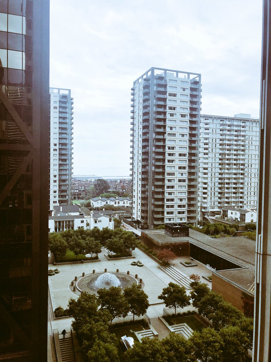 marsanfra's tweet image. Love the new space today. #embarcaderocenter @WeWork