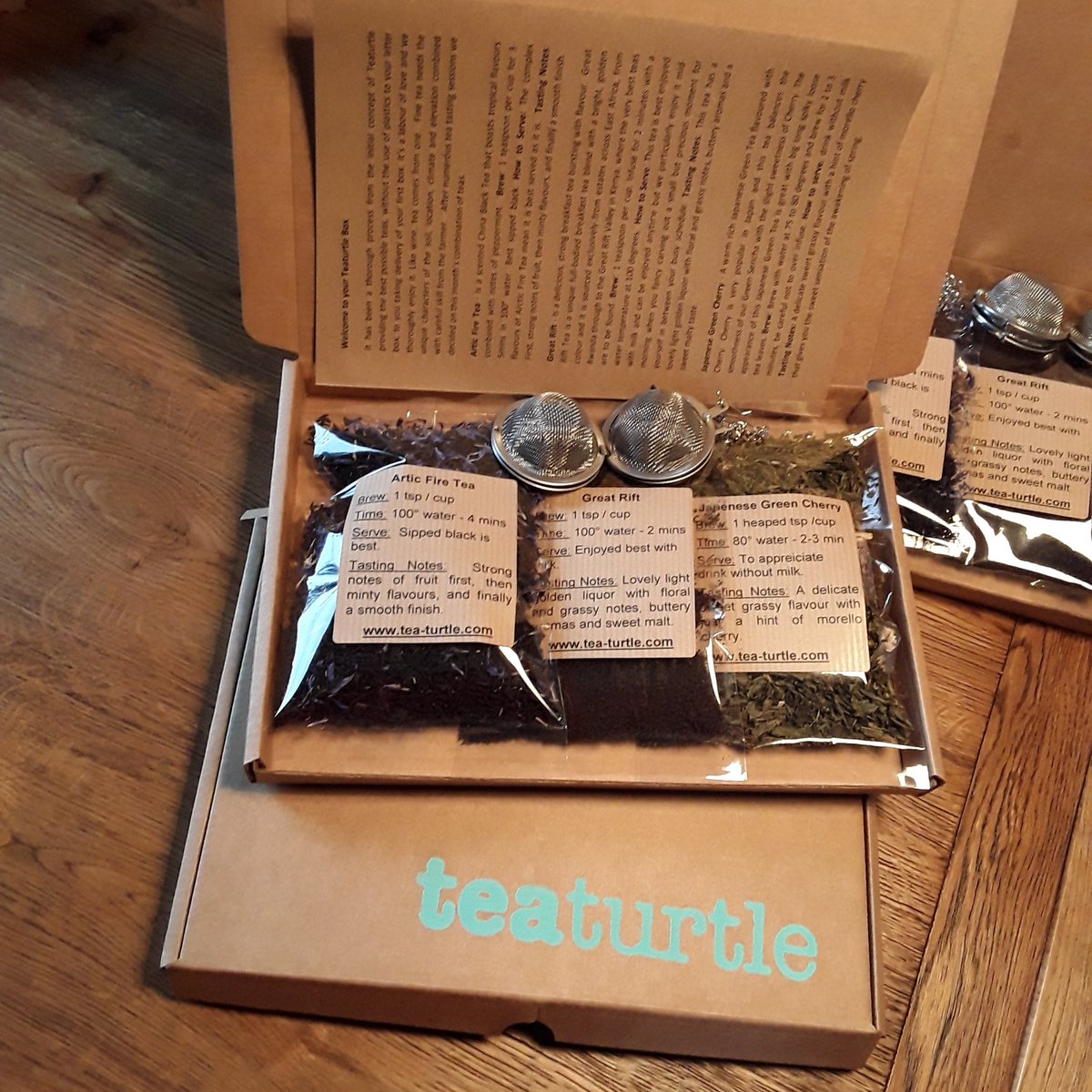 TeaturtleTea's tweet photo. This is what you get with a teaturtle subscription box #breakfasttea #smallbusiness #Teaforme #chai #teasubscription #greentea #tea #cupoftea #plasticfreefoodie #plasticfreeshopping #oolong #iloveteamagazine #ilovetea #subscrptionbox #cuppa https://t.co/cBNbpaODVm https://t.co/UTKoZPRIor