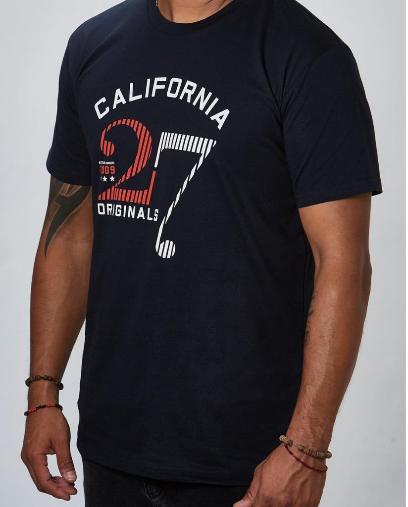 delrecords's tweet photo. 📸 @DelRecordsStore
top by today to get your “California 2⃣7⃣ Tee.” Now available Online & in Store
#DelRecordsStore #DelRecords #DelBrand27 https://t.co/j0ubDCpP2G