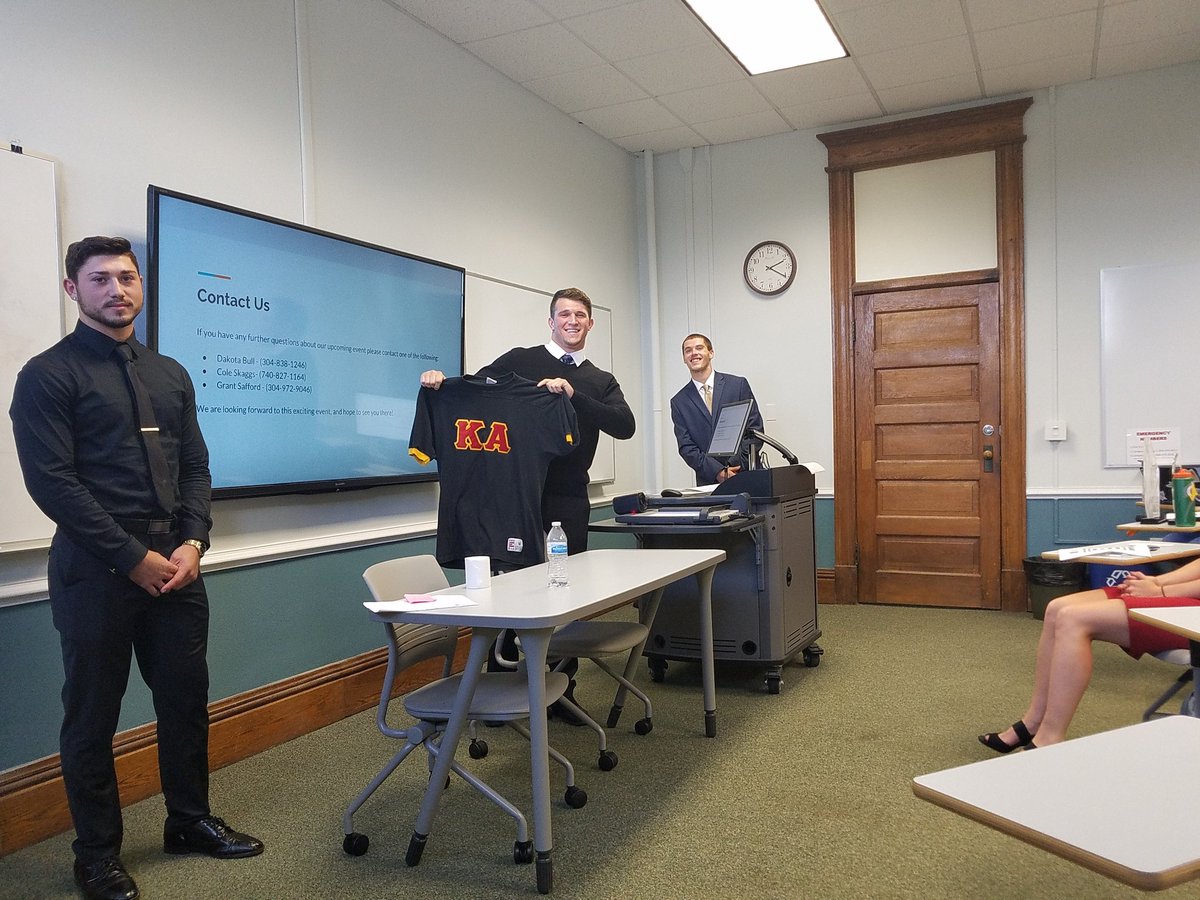 MKTG_Prof_WV's tweet photo. These @WVWesleyan #EventMarketing students have developed some awesome ideas!! #conrad18 #ProudProfessor #watchformore https://t.co/3jp8VxMQC3