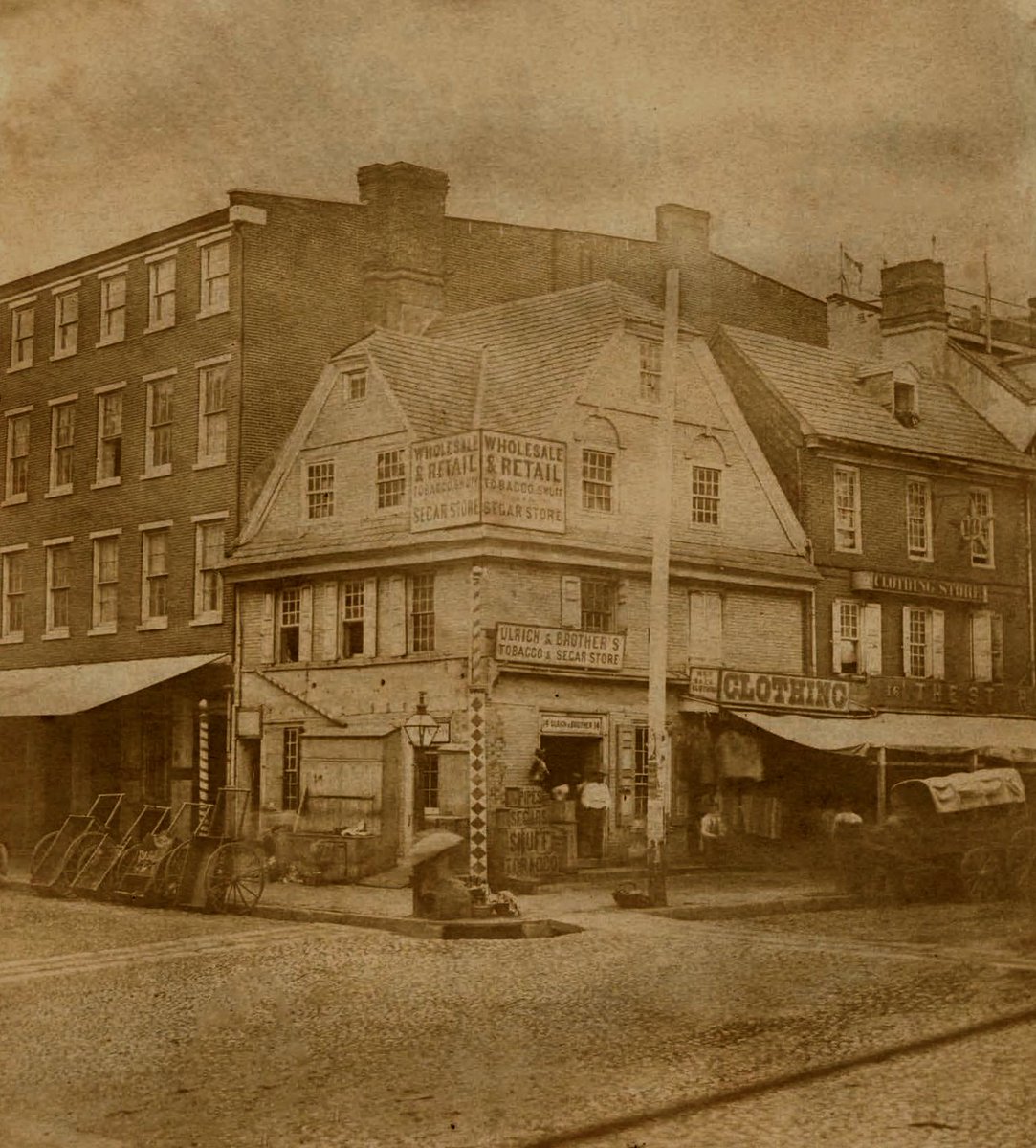 HistoryofPhilly's tweet photo. Happy #InternationalCoffeeDay! This very famous building was once a tavern from the oldest days of Philadelphia. It saw significance as a location of meeting during the American Revolution. The London Coffeehouse used to be located on Front &amp; Market Sts. https://t.co/6QuTGnn3dX