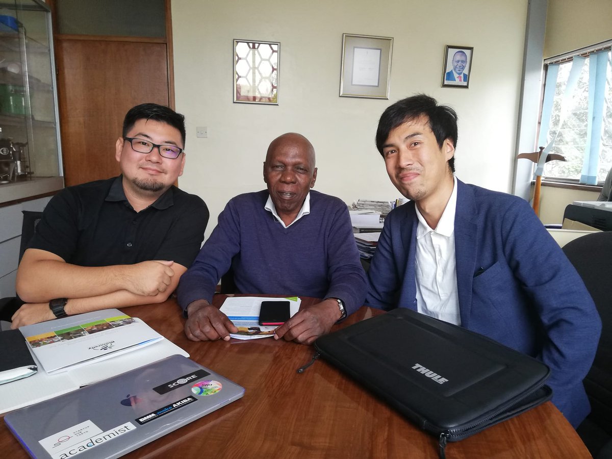 KENTA_Africa's tweet photo. 9月末からケニアにて研究活動を再開！
今度は来年の4月までの長期滞在です。
博士研究、研究プロジェクト、起業準備どれも同時にやろうとしているけど、短い人生やるしかないっすね。
今回は国連大学のグローバル人材育成プログラムで来ています。
ナイロビ大学にて
#GLTP #国連大学　#ケニア　#博士 https://t.co/cEWhmL0YAu