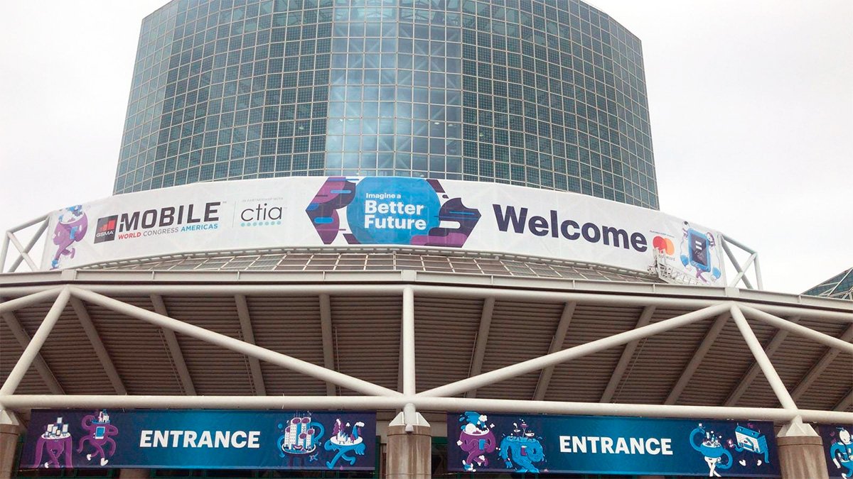 TyNMagazine's tweet photo. #MWCA2018 desplegó un abanico de innovación a #LosÁngeles https://t.co/P7saW8Rrog https://t.co/BZbrz8w3oM