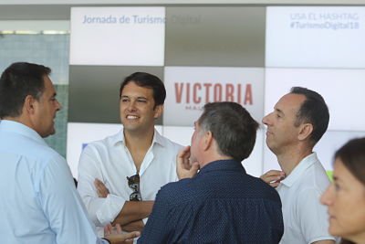 WindupTraining's tweet image. Así vivimos nuestra Jornada de #TurismoDigital 😊👏 Hablamos sobre #tendencias, usuarios y crecimiento empresarial desde la perspectiva del turismo😉 ¡Muchas gracias a todos por asistir!👍 @AEHCOS @citmarbella @CervezaVictoria #Traveltool #GrupoGEA