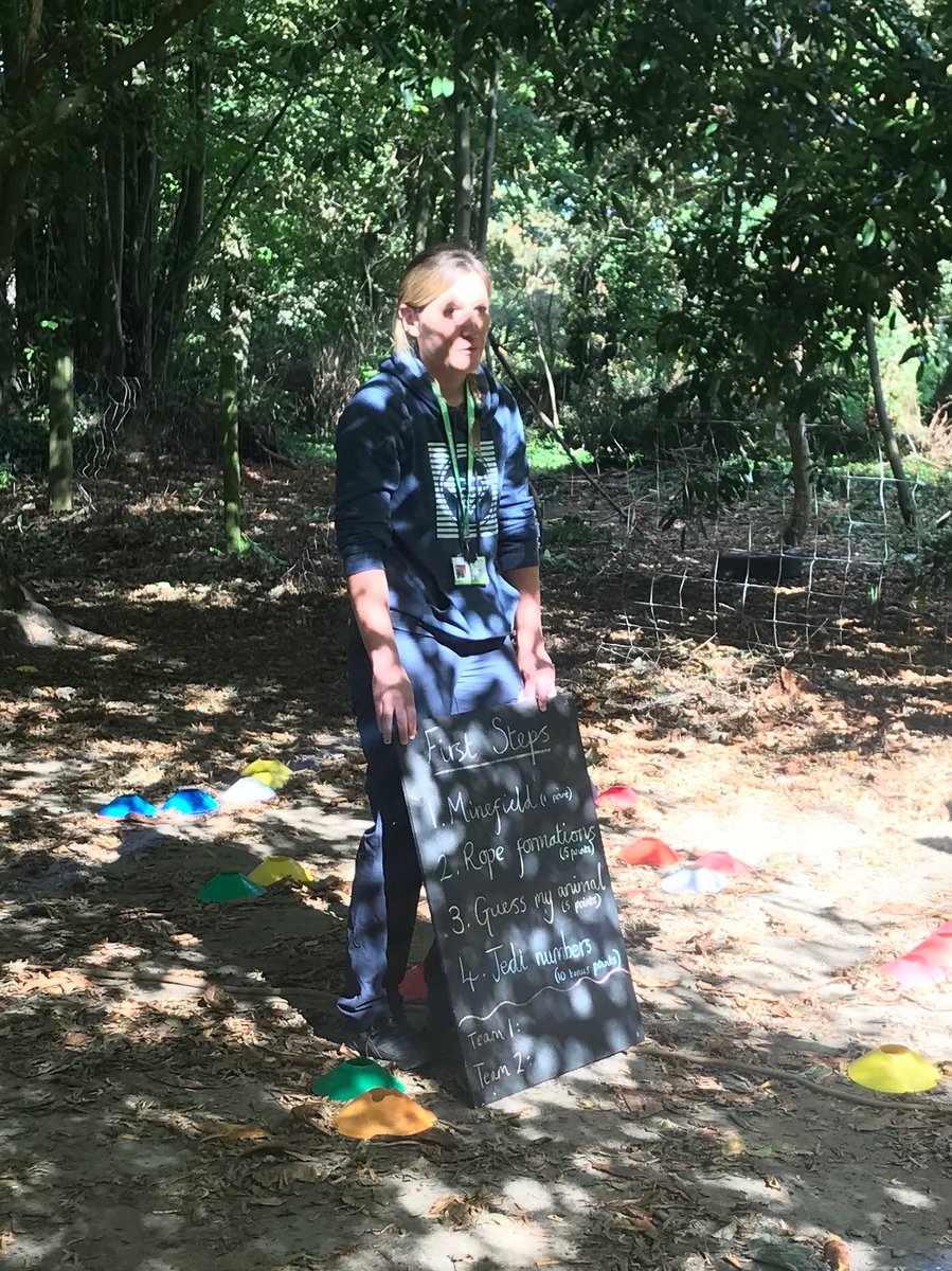 FirstStepsTweet's tweet photo. Great team building on our INSET day today, welcoming Victoria, our new Forest School leader &amp; enjoying the Autumn☀️ A highly productive day with all our staff getting together at the wonderful ⁦@Aldingbourne_T⁩ #teambuilding #staffdevelopment #forestschool #childcare https://t.co/Nn2ookwveo