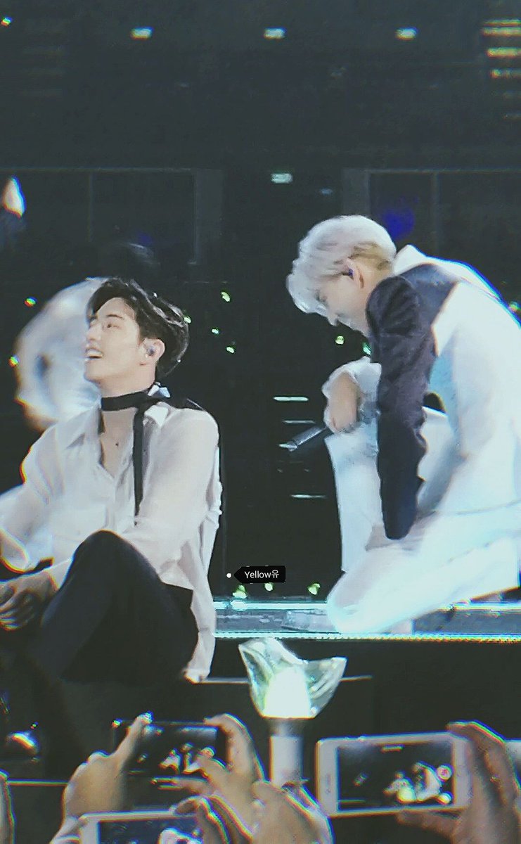 Yellow_Yuuu's tweet photo. ขอโทษ พอดีซักผ้าไม่สะอาด ((ต้องขยี้)) #markbam https://t.co/TTK4bhKNMW