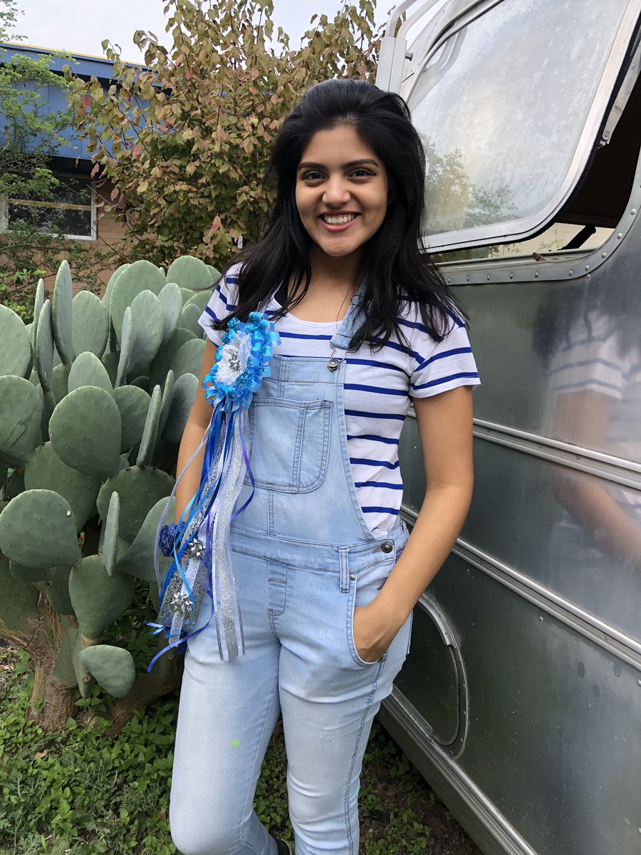 _mar_lene's tweet photo. Homecoming wrapped up nicely ππ #SEN19RS #ARSHoco2018 https://t.co/QhOr9rhpBs