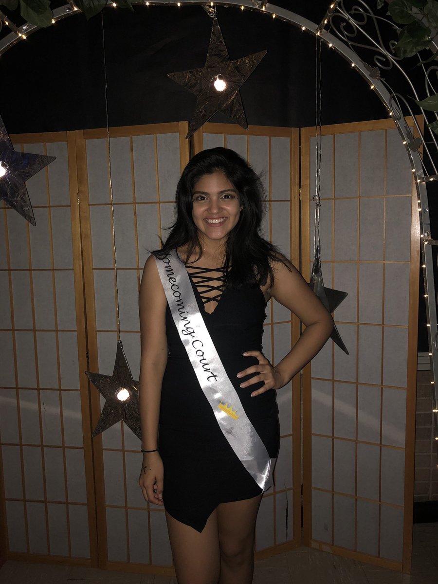 _mar_lene's tweet photo. Homecoming wrapped up nicely ππ #SEN19RS #ARSHoco2018 https://t.co/QhOr9rhpBs