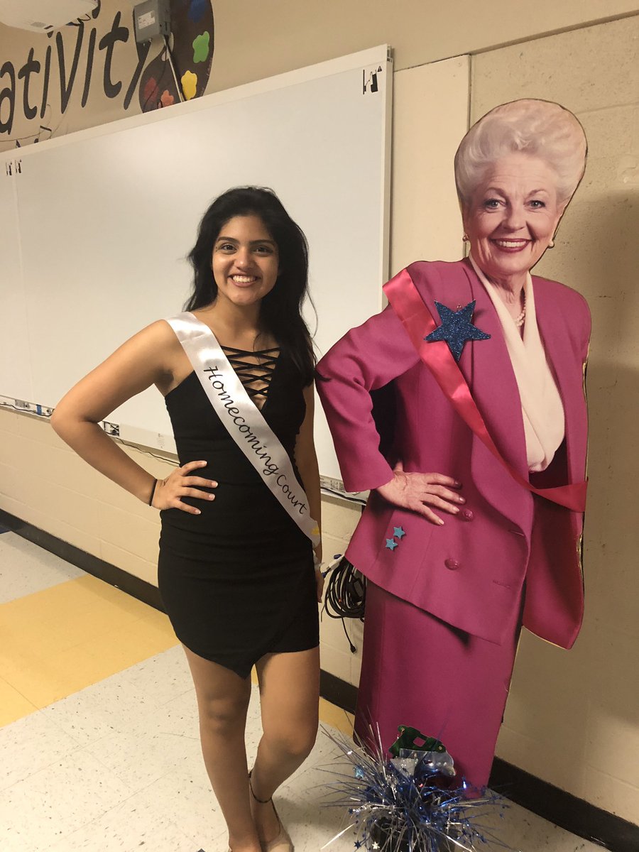 _mar_lene's tweet photo. Homecoming wrapped up nicely ππ #SEN19RS #ARSHoco2018 https://t.co/QhOr9rhpBs